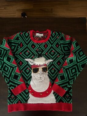 Men's Green & Red Graphic Llama Crewneck Sweater